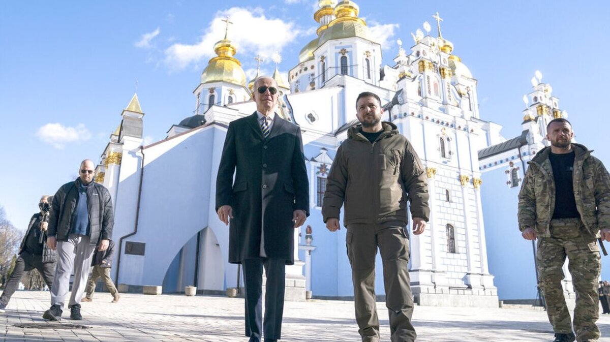 biden zelensky