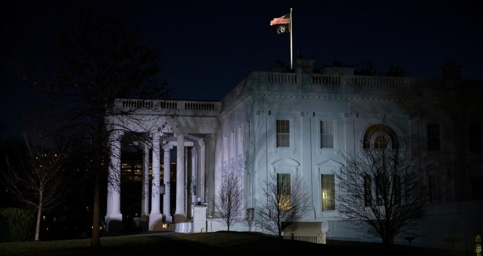lefkos oikos trump