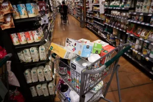 plithorismos times prices supermarket reuters 1536x1025 1