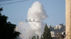 w04 64737JENIN2