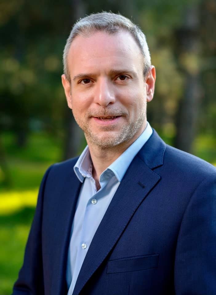 2bafe0d2860da4477e1450b50d0b68f87e17779c.702.960.00deab73db7004b976e2cf585dbec85ae297ba12