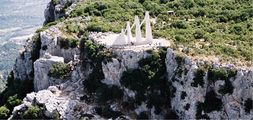 Το μνημείο για το χορό του Ζαλόγγου
