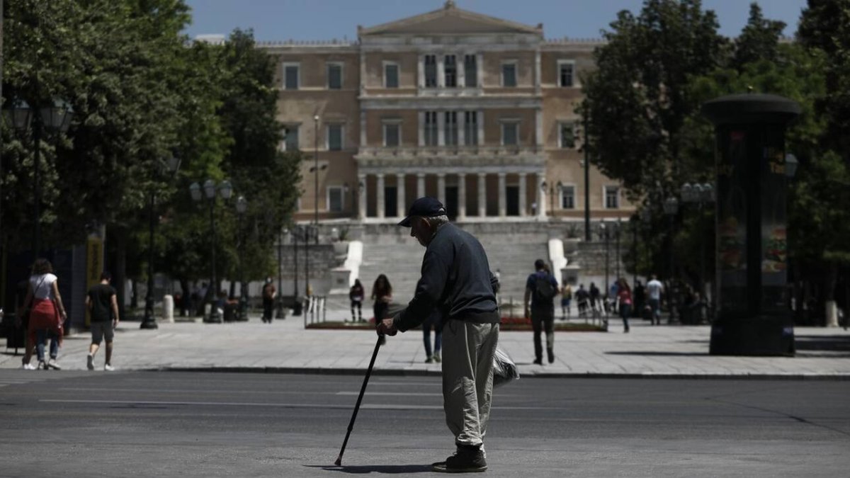 Έρευνα σοκ Ένα στα δύο νοικοκυριά περιμένει επιδείνωση της οικονομικής κατάστασης το 2024