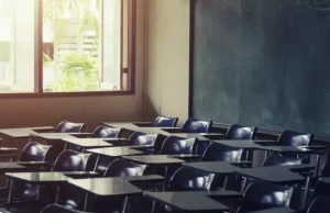 Αργία των Τριών Ιεραρχών Καταργείται για φροντιστήρια και κέντρα ξένων γλωσσών