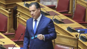 Γεωργιάδης Επεξεργαζόμαστε σχέδιο διακομιδής ασθενών στα νησιά