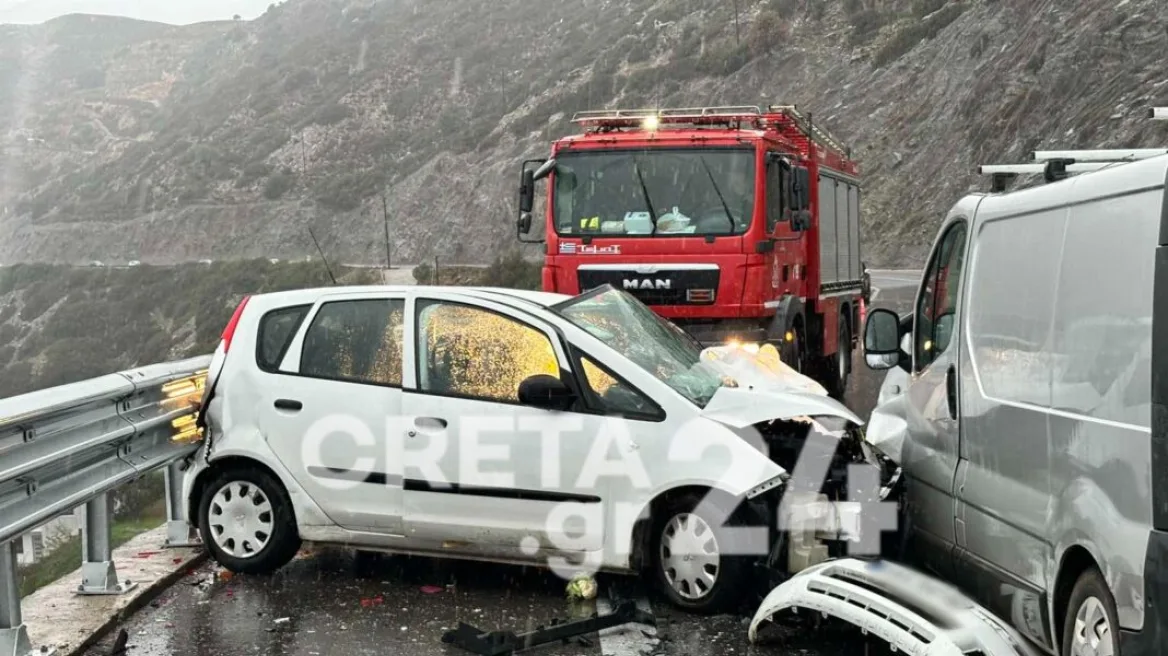 Κρήτη Σφοδρή σύγκρουση στο Παλαιόκαστρο 2χρονο αγοράκι έχει τραυματιστεί σοβαρά