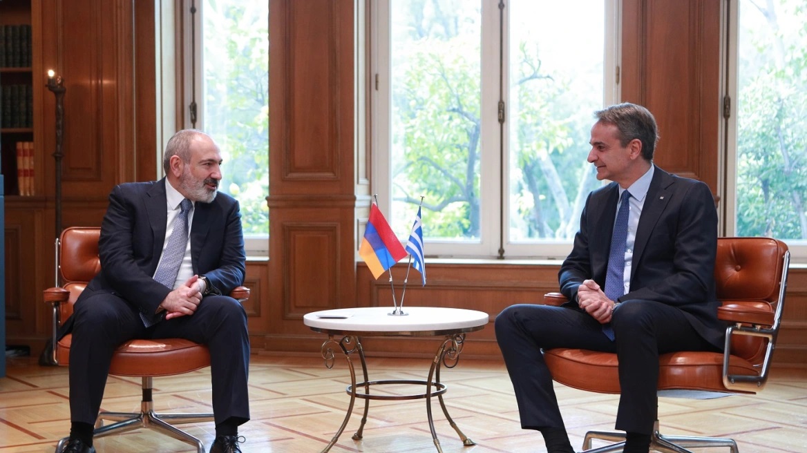 mitsotakis 2702