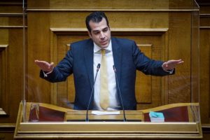 ÈÁÍÏÓ ÐËÅÕÑÇÓ ÍÅÁ ÄÇÌÏÊÑÁÔÉÁ ÓÕÆÇÔÇÓÇ Í/Ó ÅÐÉÊÑÁÔÅÉÁÓ ÓÔÇÍ ÏËÏÌÅËÅÉÁ ÔÇÓ ÂÏÕËÇÓ
(EUROKINISSI/ÃÉÙÑÃÏÓ ÊÏÍÔÁÑÉÍÇÓ)