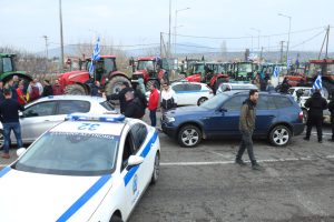 Αγρότες: Μια ανάσα από την Αθήνα – Σε ισχύ οι κυκλοφοριακές ρυθμίσεις