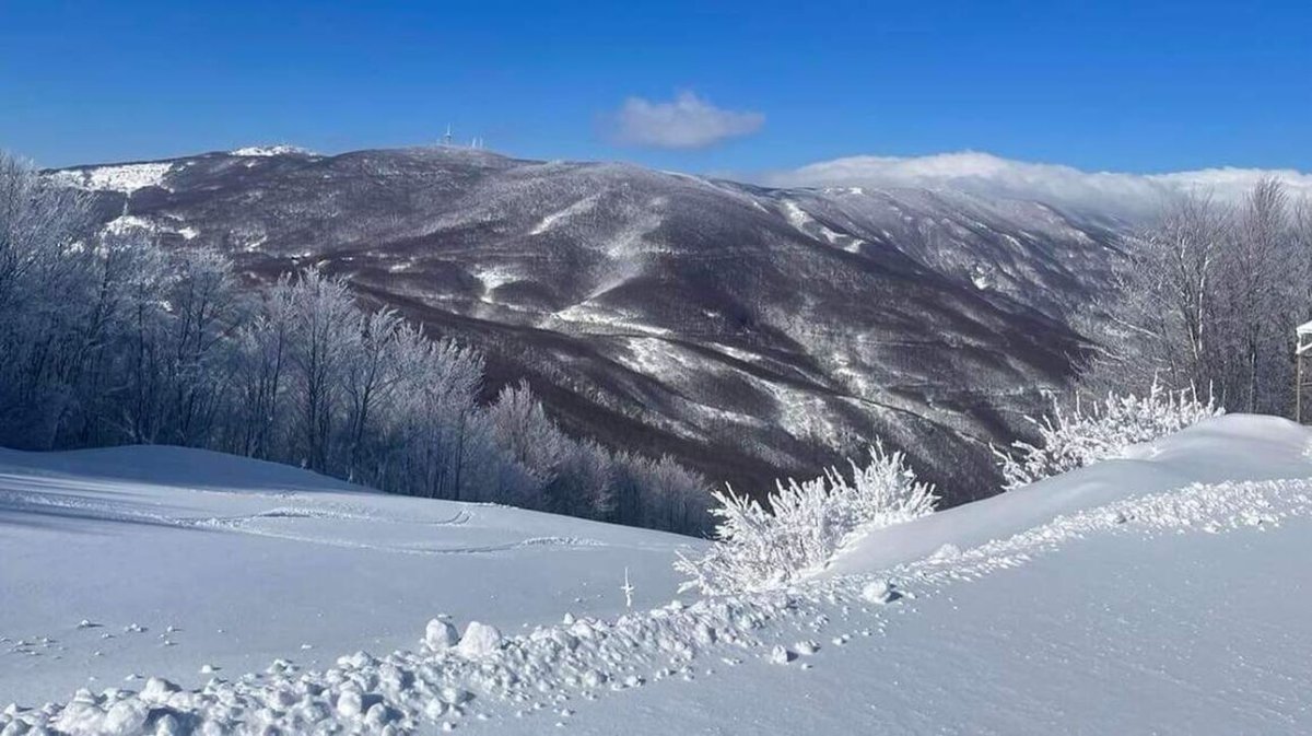 Βόλος Η έλλειψη χιονιού κρατά κλειστό το χιονοδρομικό κέντρο Πηλίου
