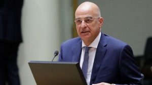 Δένδιας Να δημιουργήσουμε έναν στρατό με άξια επαγγελματικά στελέχη