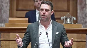 Κασσελάκης Επιμένει στο ερωτηματολόγιο Πυρ ομαδόν από Γεροβασίλη, Σπίρτζη, Ρήγα