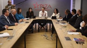 Κασσελάκης με φορείς του τουρισμού Χρειάζεται ολοκληρωμένο και μακρόπνοο σχέδιο