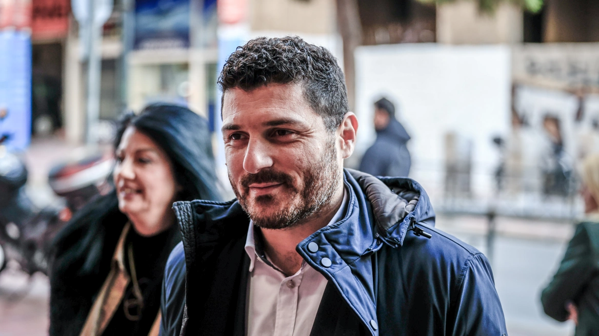 Κριτική Τεμπονέρα σε Κασσελάκη Οι δημοσκοπήσεις δείχνουν ότι χρειαζόμαστε αλλαγή στρατηγικής