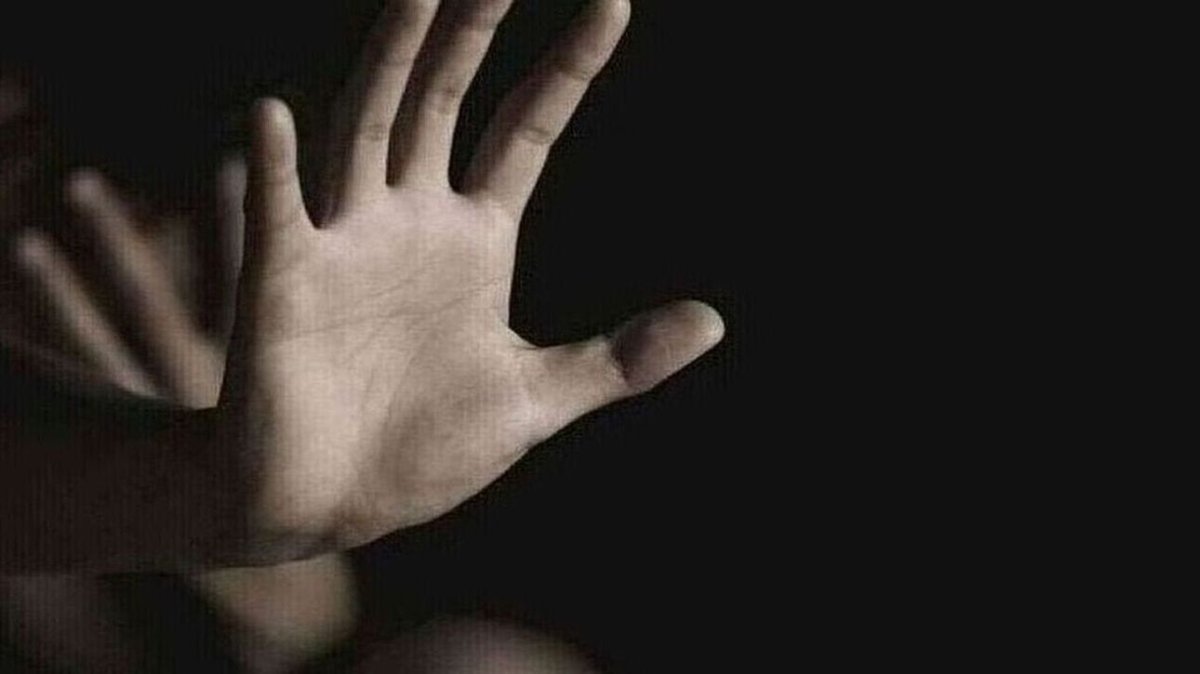 Λάρισα Καταδικάστηκε 54χρονος που θώπευε την εγγονή του