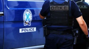 Μέγαρα Εξαρθρώθηκε συμμορία Ρομά που εκβίαζε, απειλούσε και πουλούσε προστασία στον καταυλισμό