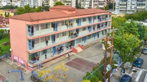 Πάτρα Μαθητής πέταξε υδράργυρο σε προαύλιο