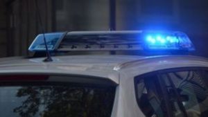 Περιστατικά βίας σε Γλυφάδα και Πειραιά – Συνελήφθησαν οι ανήλικοι και οι γονείς τους