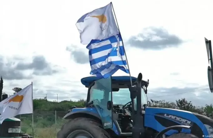 Στους δρόμους και στην Κύπρο οι αγρότες