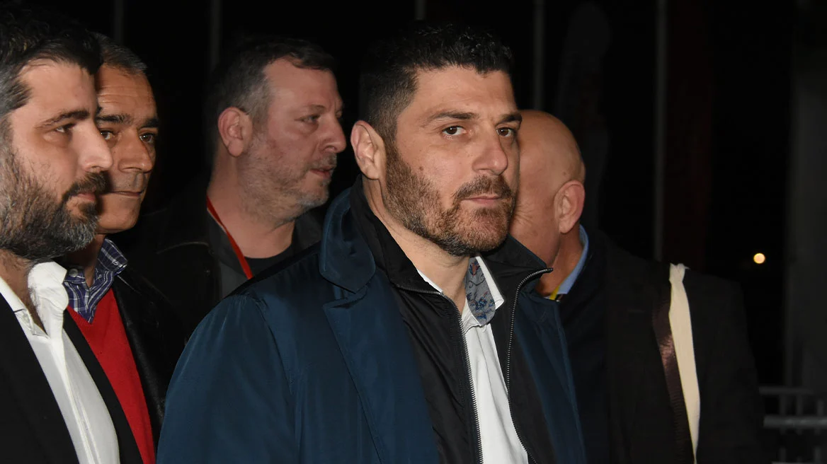 Τεμπονέρας Είναι η ώρα να μιλήσει η οργανωμένη βάση