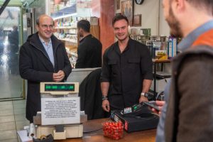 Χατζηδάκης Η διασύνδεση των POS με τις ταμειακές θα προχωρήσει βρέξει χιονίσει