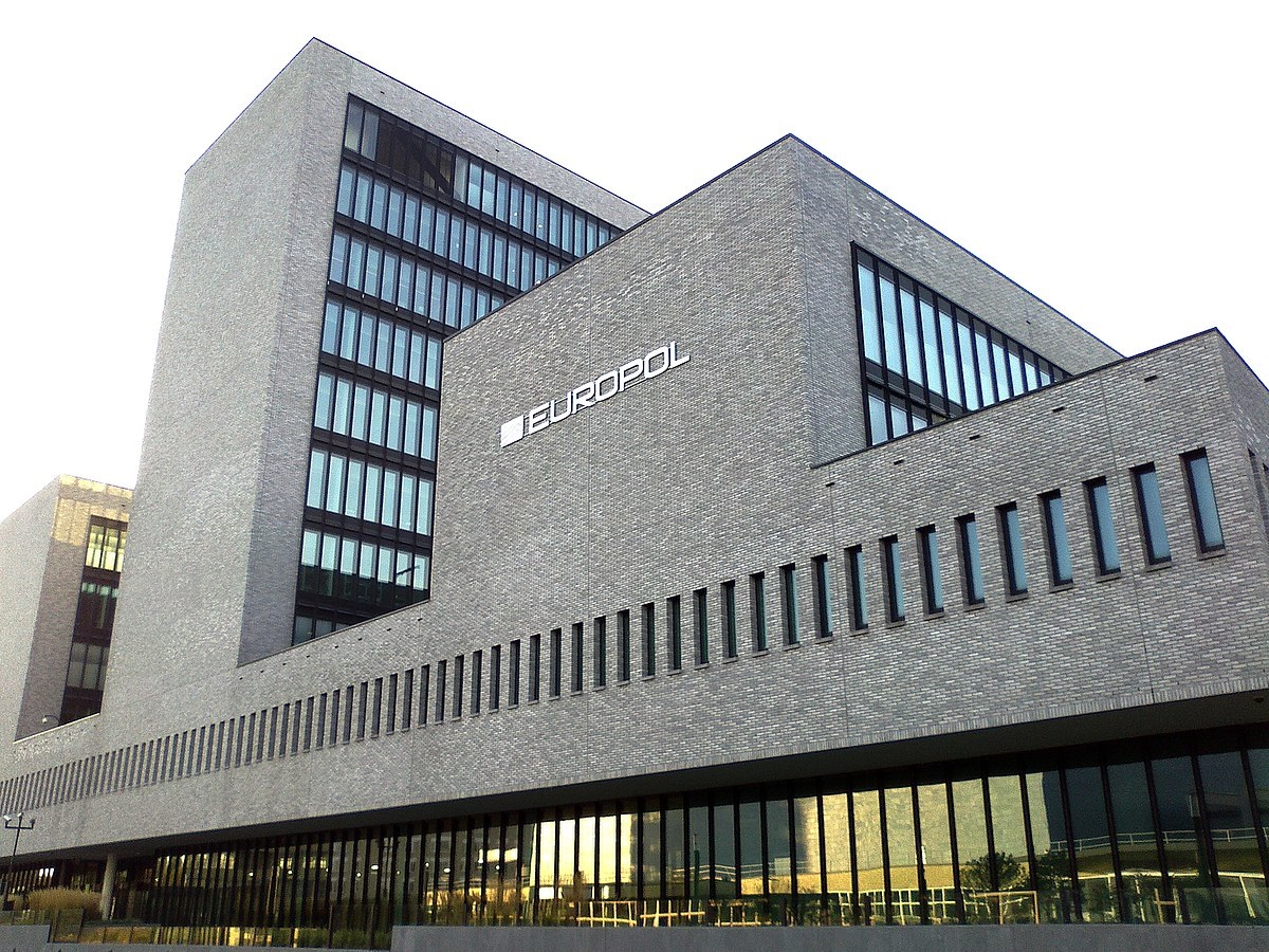 EUROPOL 856