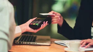 Αγορά και διασύνδεση POS Πάνω από 78.000 αιτήσεις σε εννέα ημέρες