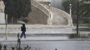 Επικαιροποίηση του δελτίου της ΕΜΥ Ισχυρές καταιγίδες και στην Αττική
