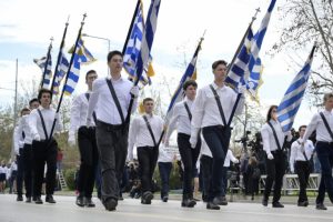 Την Εθνική Επέτειο της Ελληνικής Επανάστασης τιμά σήμερα η Θεσσαλονίκη με τη μαθητική παρέλαση, που πραγματοποιείται αυτήν την ώρα στη Λεωφόρο Μεγάλου Αλεξάνδρου.