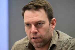 Κασσελάκης: Μητσοτάκης και Κεραμέως οφείλουν απάντηση για την κατοχή ηλεκτρονικών διευθύνσεων αποδήμων από την Μ. Ασημακοπούλου