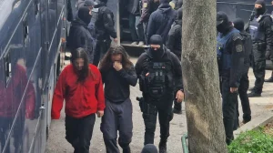 Στο αυτόφωρο τη Δευτέρα οι 49 συλληφθέντες από την επιχείρηση της ΕΛΑΣ στο ΑΠΘ