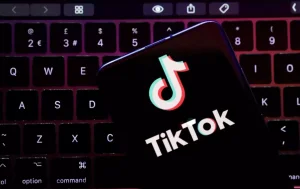 ΤΙΚ ΤΟΚ