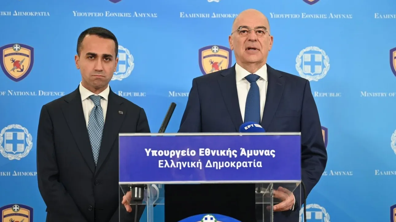 Τετ α τετ Δένδια με εκπρόσωπο της ΕΕ στον Περσικό Κόλπο Η επιχείρηση «Ασπίδες» στο επίκεντρο