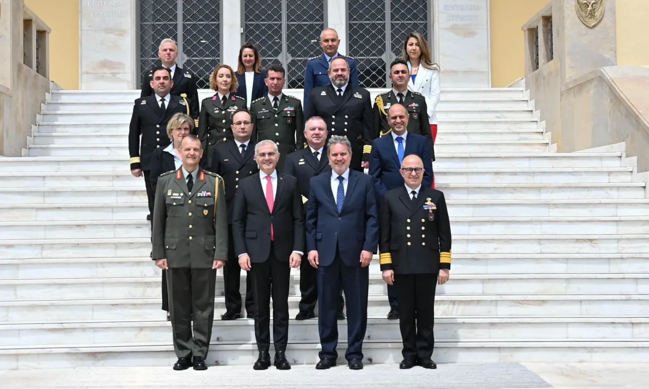 DIALOGOS ATHINA AGKYRA