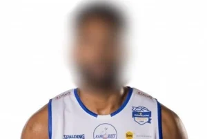 trevor thompson peristeri2