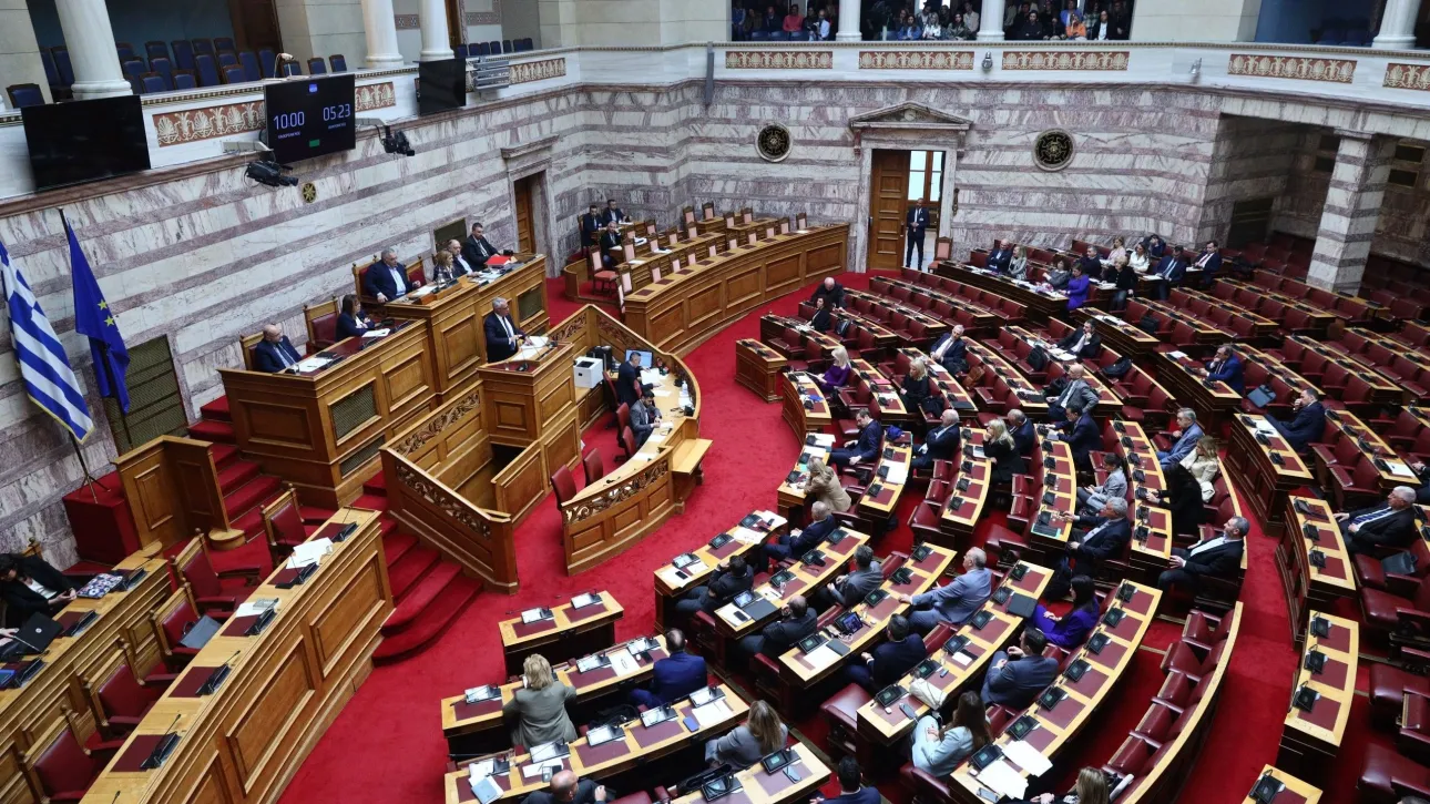 Αυτοδίκαιη λύση συμβάσεων για τους παρόχους ΕΟΠΥΥ, αν αρνούνται την εκτέλεση παραπεμπτικών