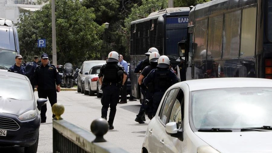 ΔΟΛΟΦΟΝΙΑ ΑΓΙΟΙ ΑΝΑΡΓΥΡΟΙ