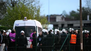 ΠΑΟΚ Ανακοίνωση για βία κατά Ελλήνων φιλάθλων έξω από το γήπεδο της Μπριζ Προχωρά σε καταγγελία στην UEFA