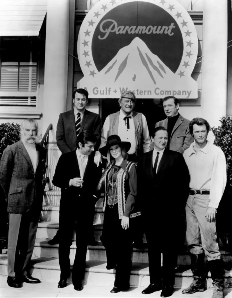 Lee Marvin, Robert Evans, Barbra Streisand, Bernard Donnenfield, Clint Eastwood, Rock Hudson, John Wayne and Yves Montand το 1970 (1) Lee Marvin, Robert Evans, Barbra Streisand, Bernard Donnenfield, Clint Eastwood, Rock Hudson, John Wayne and Yves Montand το 1970 (1)