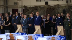 ellada stratiotes osta kypros