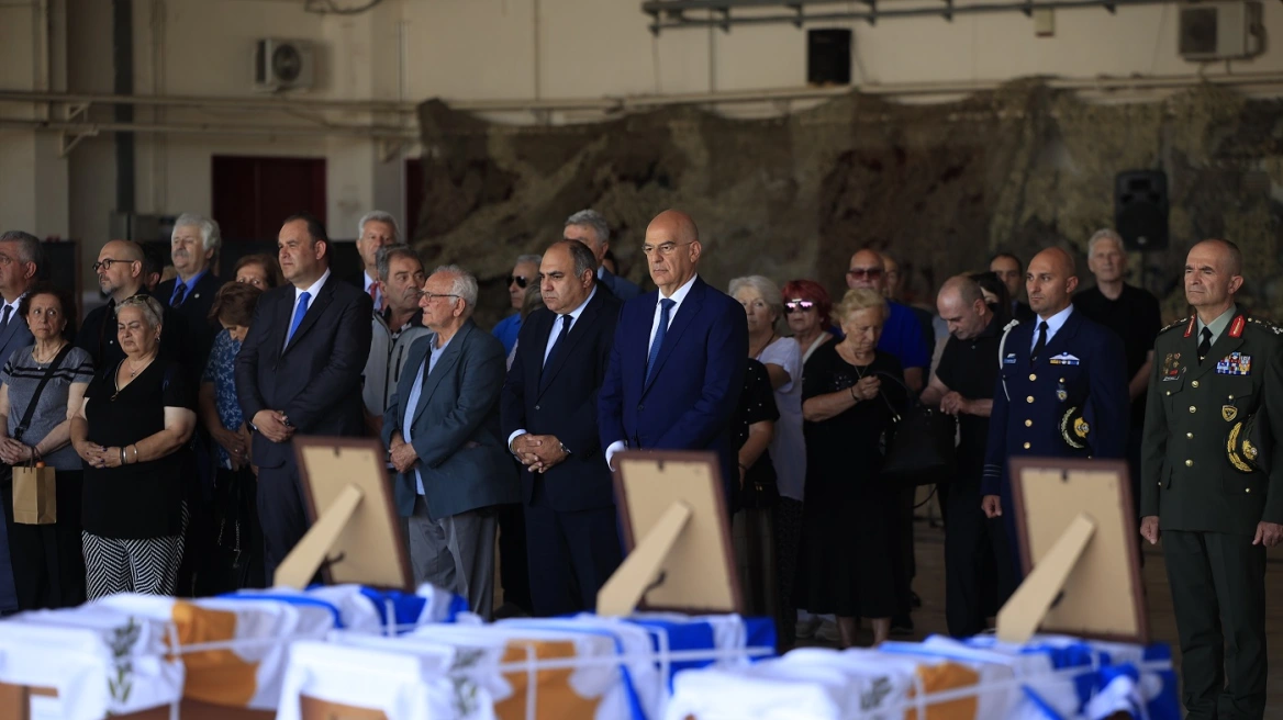 ellada stratiotes osta kypros