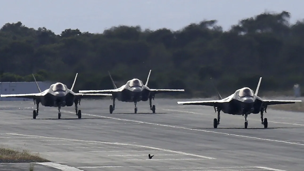 f35