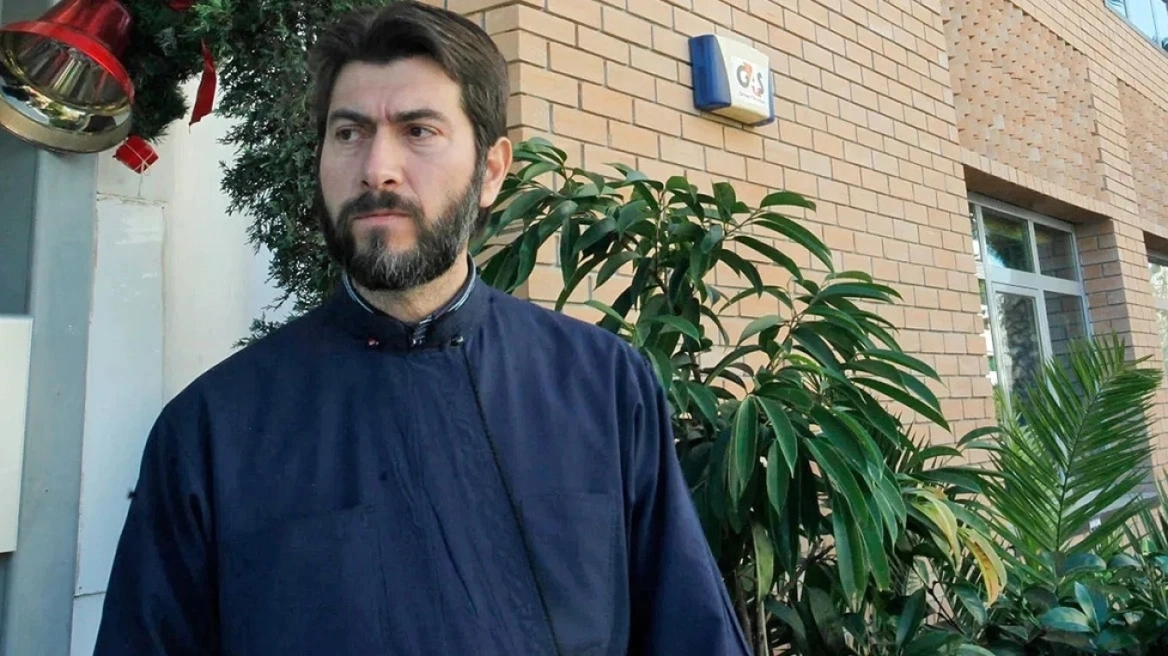 kivotos diki patir antonios