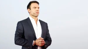 KASSELAKIS NEA ARISTERA SIMPRAXI