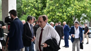 spirtzis kasselakis apostolakis