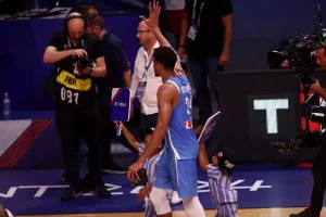 antetokounbo