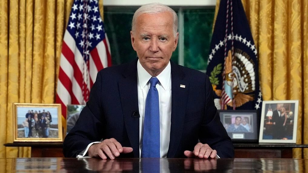eb64da16 bidenoval