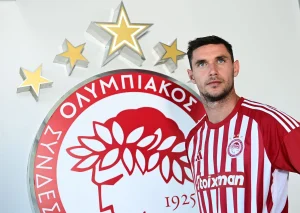 olympiakos Roman Yaremchuk scaled