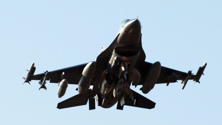 f 16
