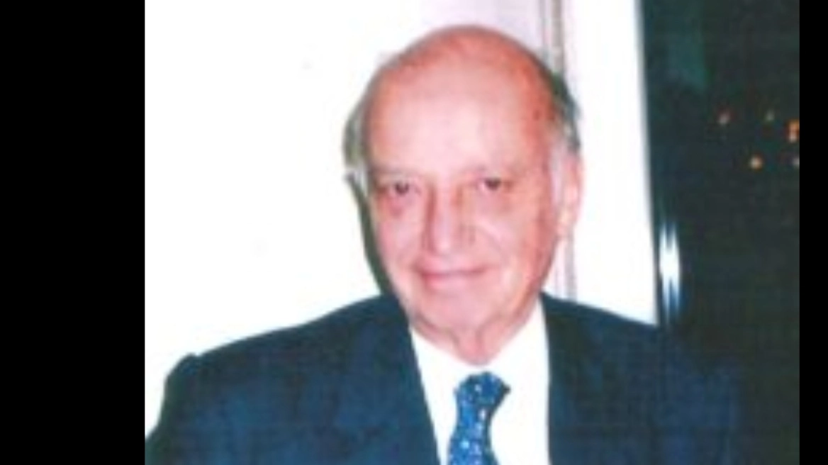 NIARXOS DRAKOPOULOS